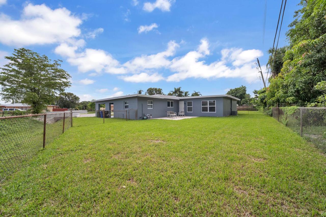 Sweet Escape 5 Br/2Ba Min From Airport And Beach Fort Lauderdale Exterior foto